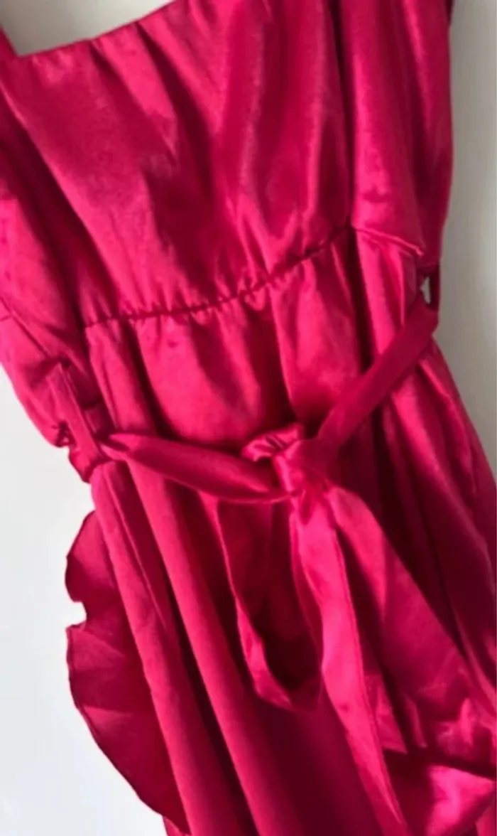 👗 🌻Little Mistress - Taille L- Robe - bordeaux portefeuille à volants - neuf sans étiquette - photo numéro 8