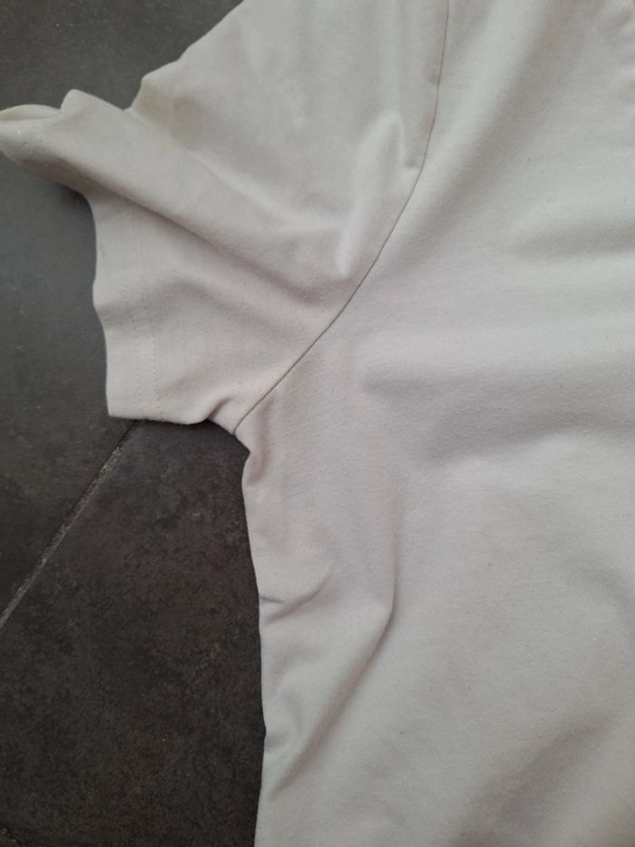 T-shirt col V brodé - photo numéro 4