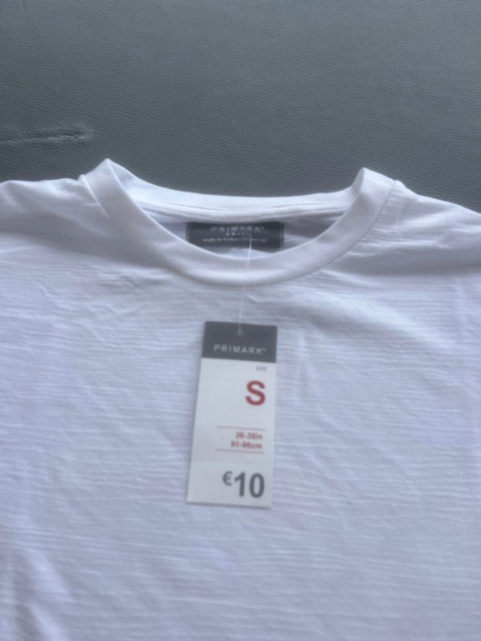 Tee shirt - photo numéro 2