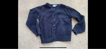 Gilet noir et bordures noires à paillettes