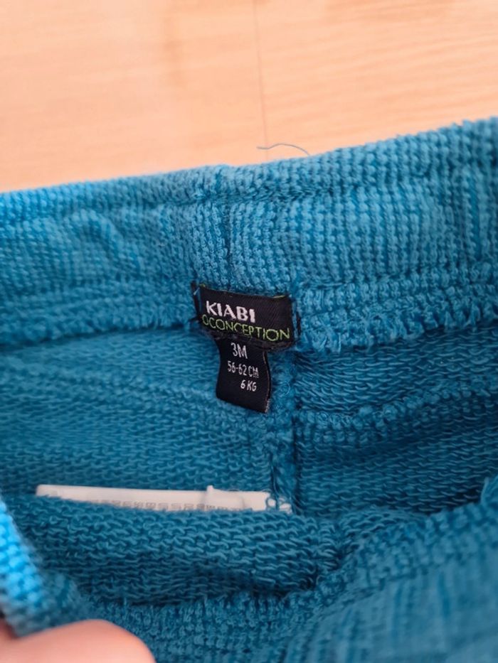 Short bleu kiabi 3 mois - photo numéro 2