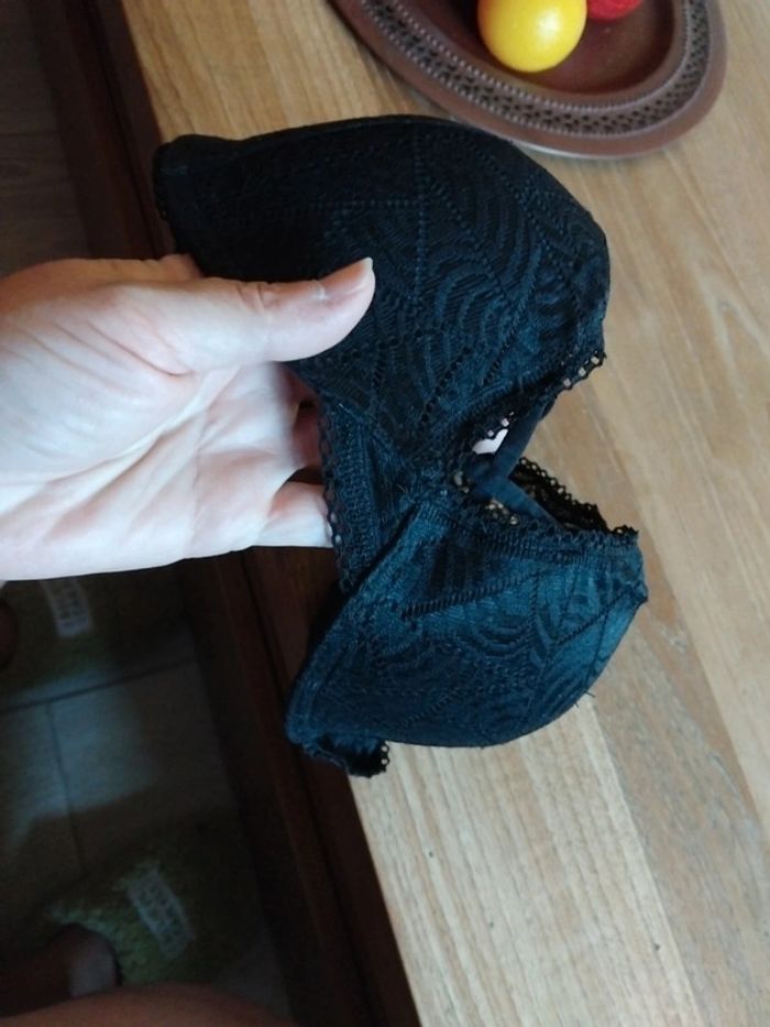 Soutien gorge noir - photo numéro 4