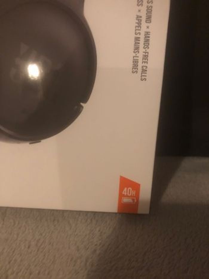 Casque sans fil JBL 570 - photo numéro 2