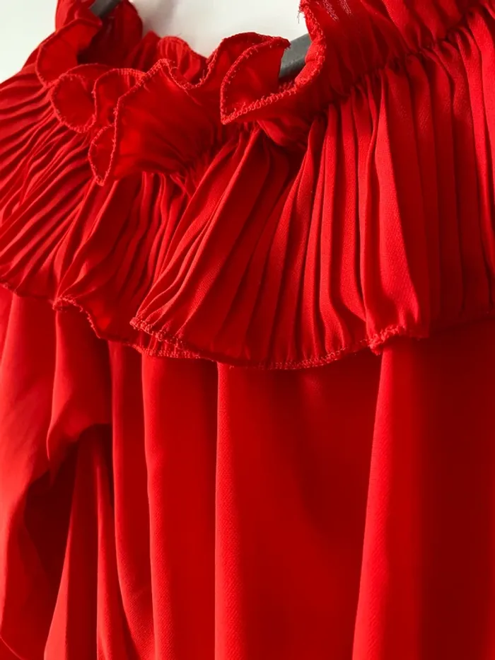 Blouse rouge - photo numéro 3