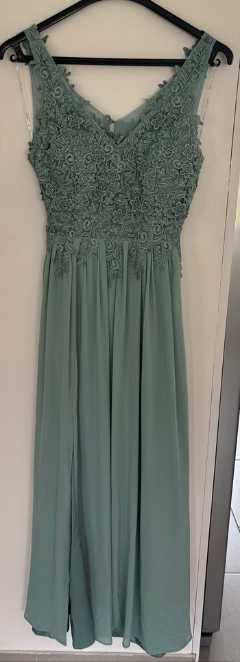 Robe dentelles cérémonie