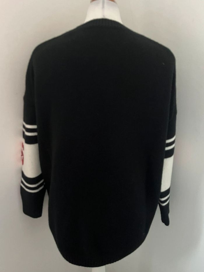 Pull noir blanc et sequins rouge Maje M - photo numéro 5