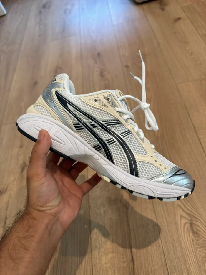 Asics Gel-Kayano 14 Blanc Argent Noir 43.5 - photo numéro 4