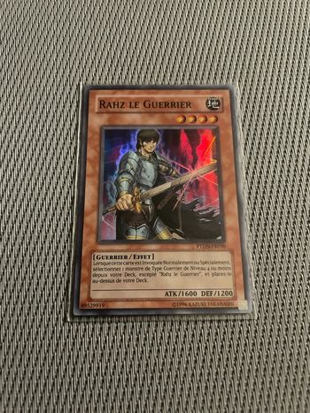 Carte Yu-Gi-Oh! Rahz Le Guerrier PTDN-FR030 Super Rare