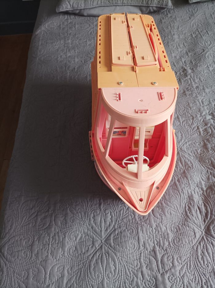 Bateau / Paquebot barbie - photo numéro 2