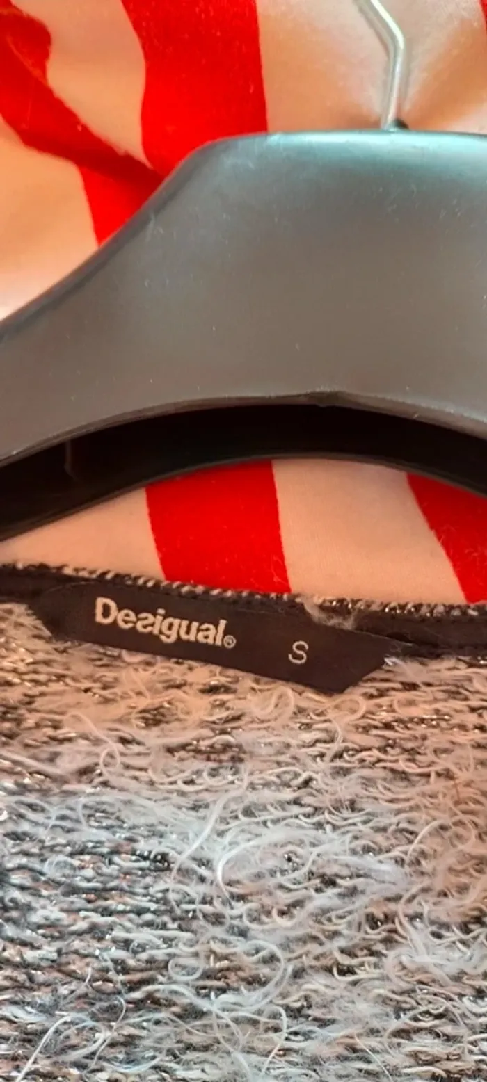 Haut Desigual - photo numéro 4