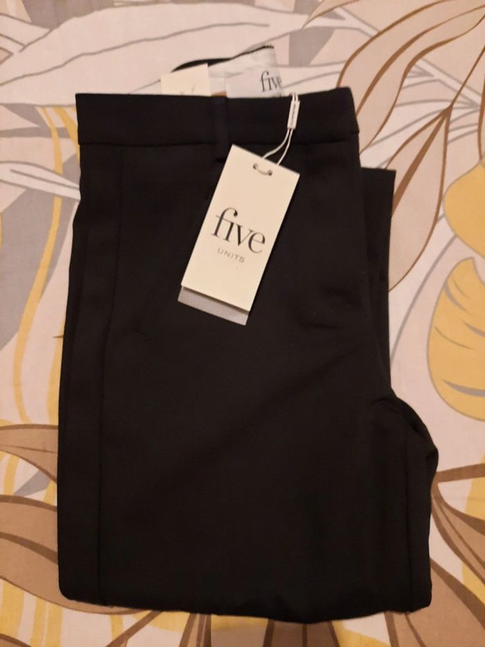 Pantalon Five Units angelie noir neuf avec étiquette 🏷  34 valeur en magasin 134€ #lora11femme34 - photo numéro 5