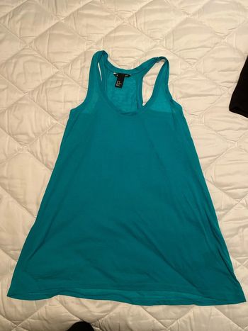 Débardeur femme h&M xs correspond plus à un s