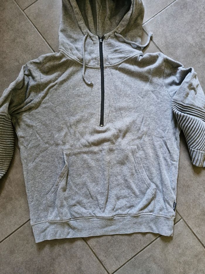 Sweat - photo numéro 2