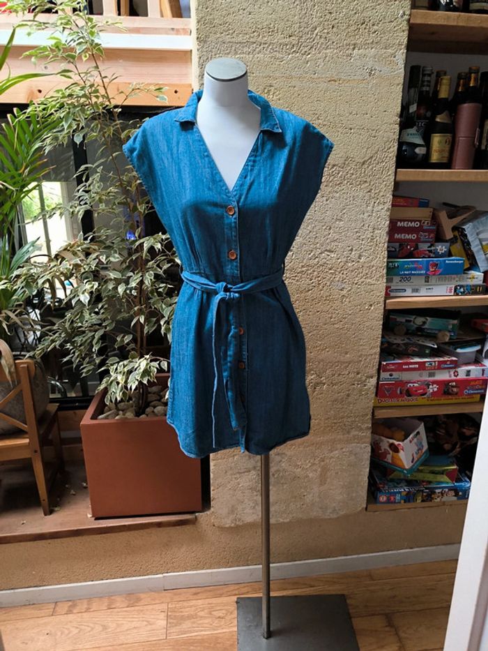 Robe en jean à manches courtes marque r.display taille 38