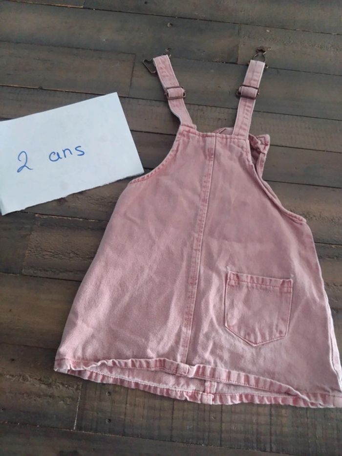 Robe en jean salopette rose Zara t 2 3 ans - photo numéro 2