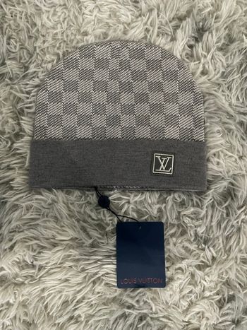 Bonnet lv gris 