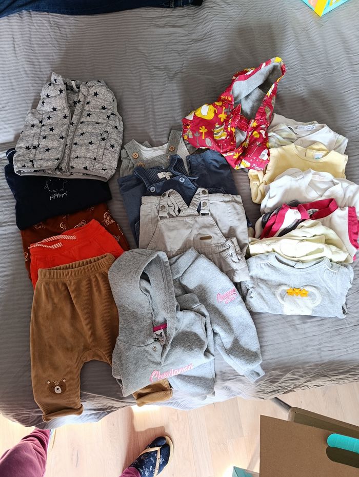 Lot garçon 6 mois - 30 pieces