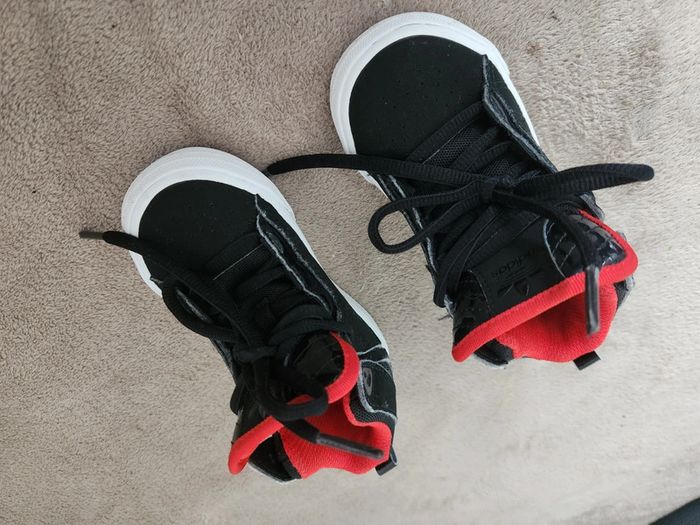 Bottines garçon  Adidas taille 22 - photo numéro 8