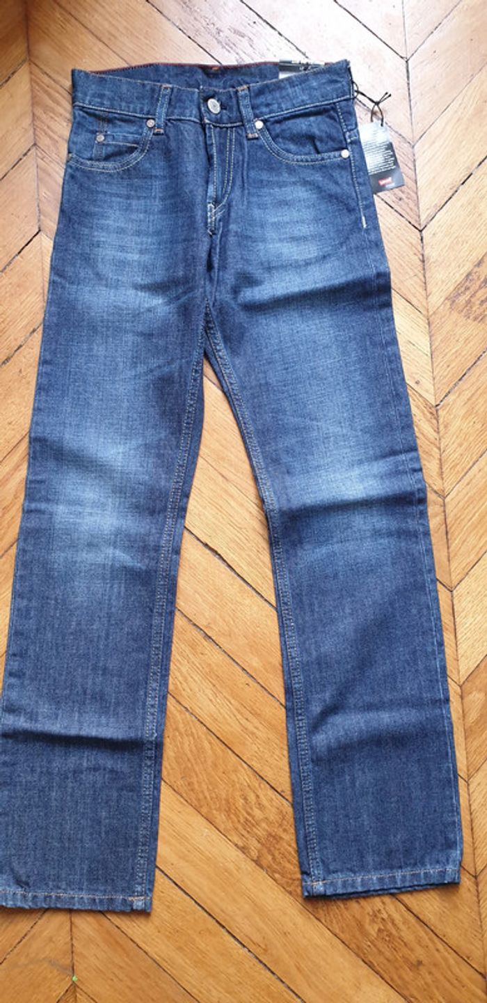 NEUF jean Levi's Strauss bleu taille 10 ans. Avec étiquette - photo numéro 3