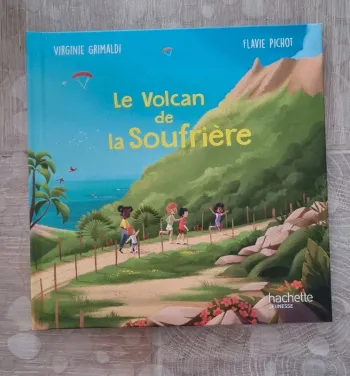 Livre Neuf McDo Le Volcan de la Soufrière