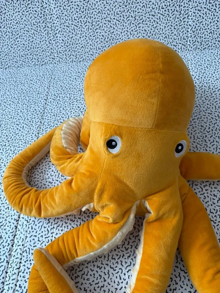 Pieuvre Blavingad IKEA - photo numéro 3
