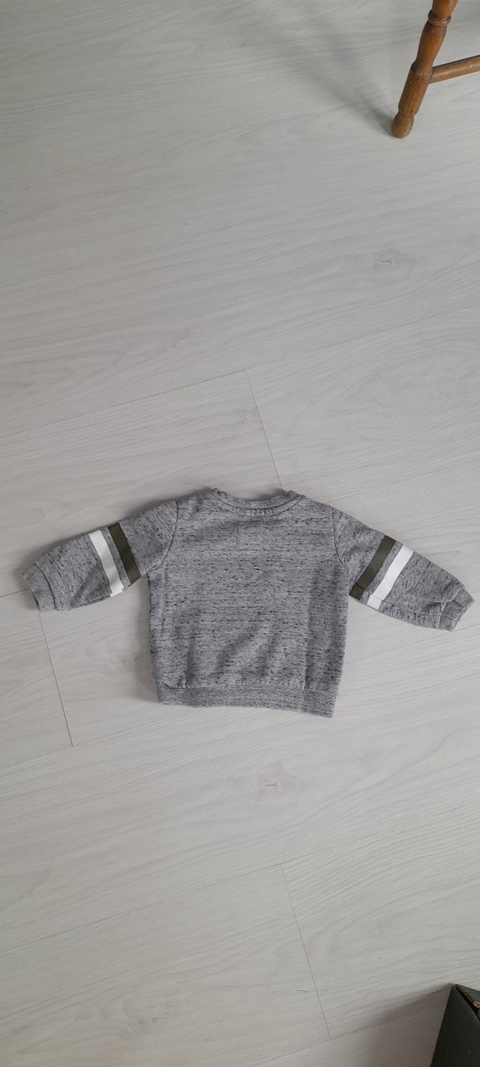 Sweat T 6 mois - photo numéro 3