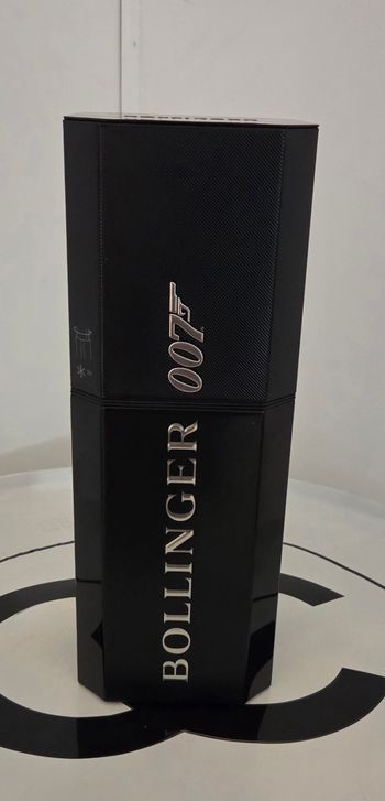 Coffret Bollinger 007 James Bond – Millésime 2009 – Boîte de collection en excellent état