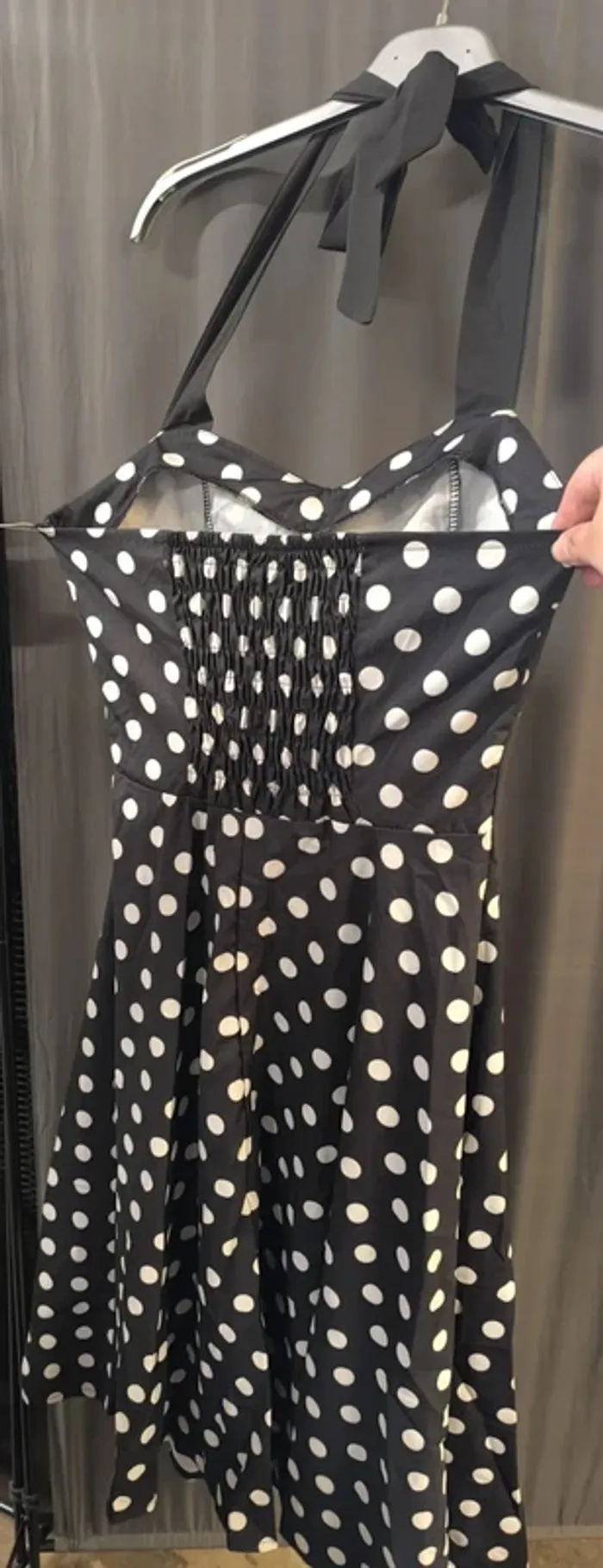 304312 robe noir a poids blanc L - photo numéro 2