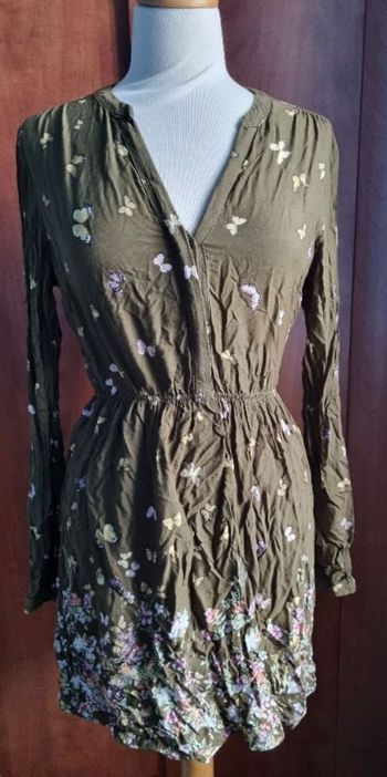 Robe kaki motifs papillons taille S