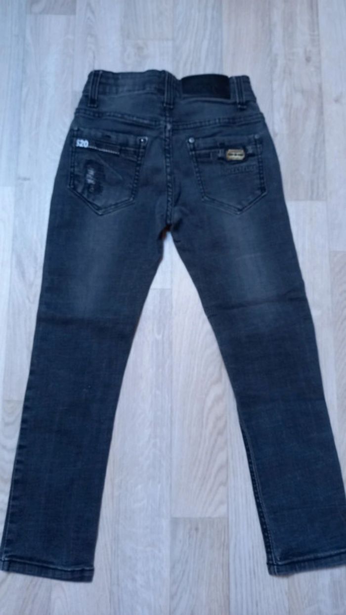 Jean neuf - photo numéro 11