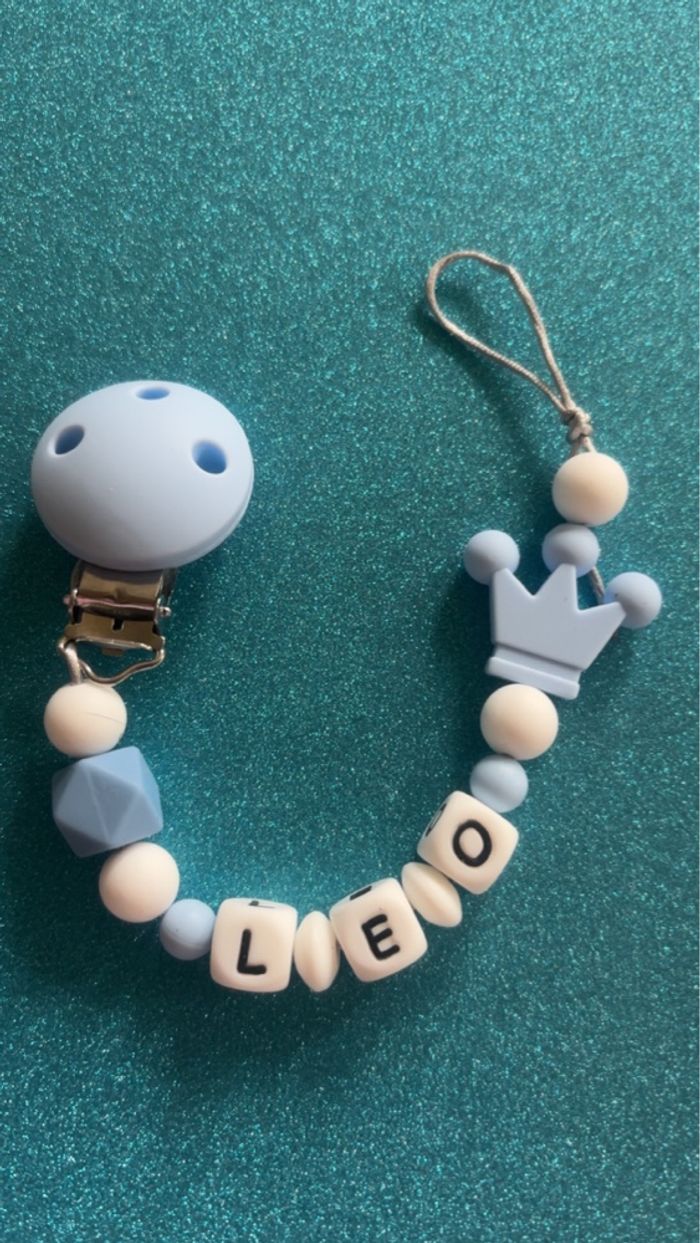 Attache tétine Disney personnalisé - photo numéro 3