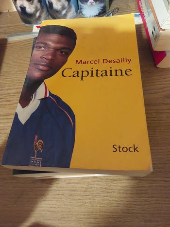 Livre  marcel Desailly  capitaine 