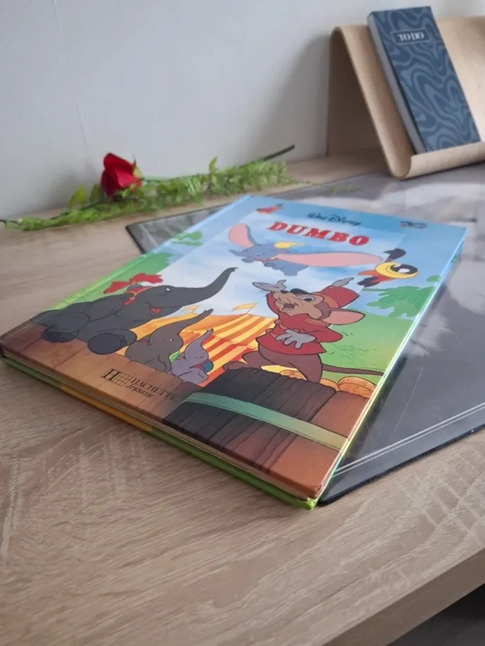 Livre Disney / Dumbo - photo numéro 3