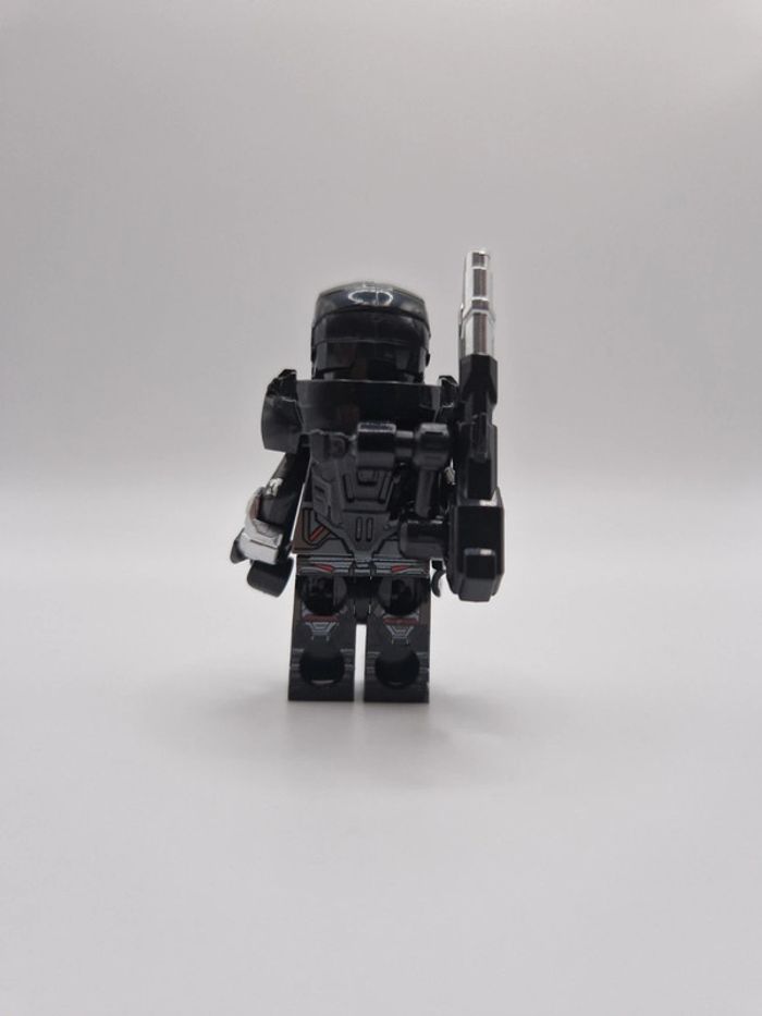 Figurine type lego War machine Marvel - photo numéro 7
