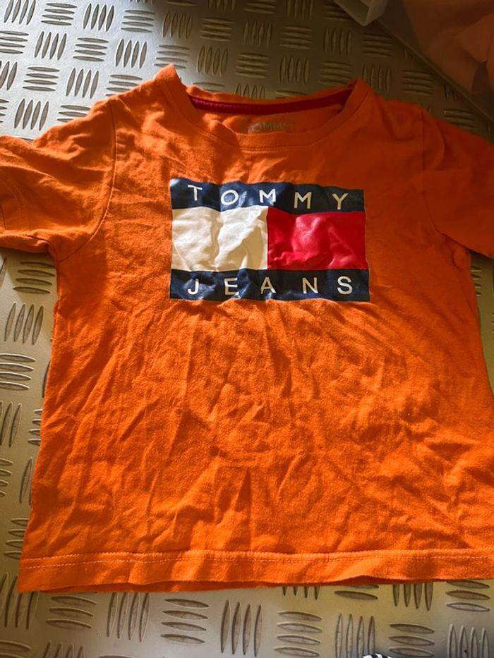 T-shirt Tommy 2 ans