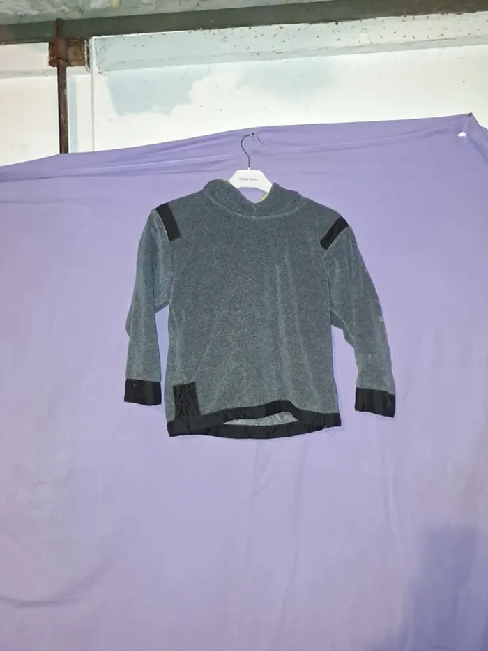 Pull garçon 8 ans