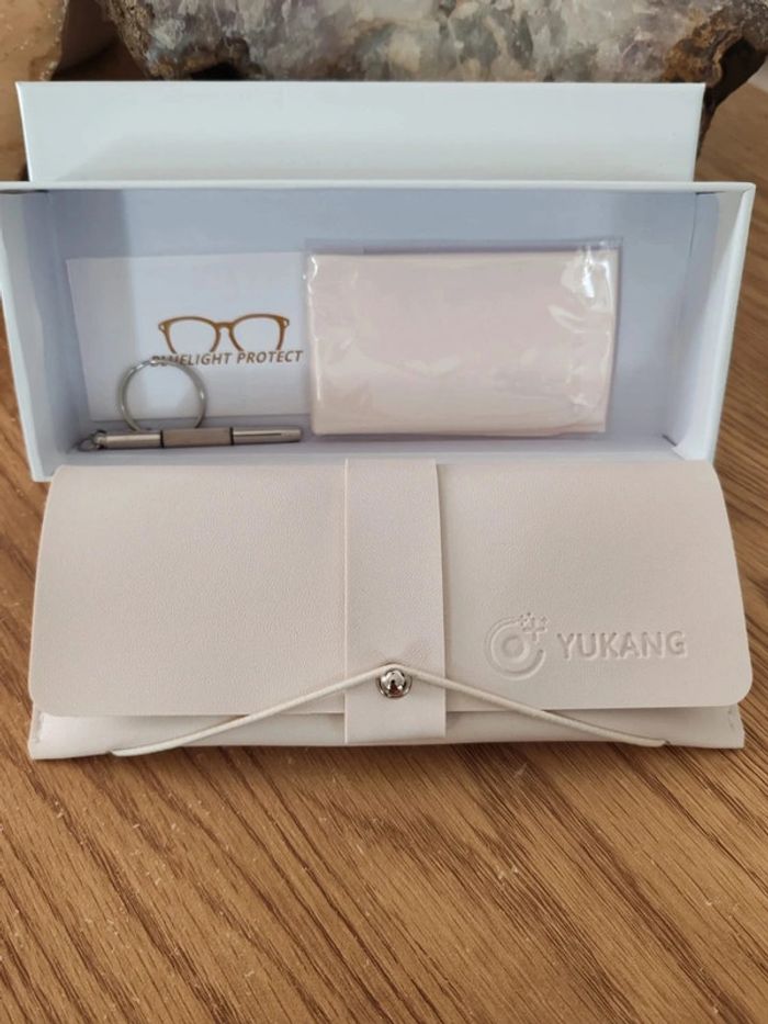 Lunette anti reflet lumière bleu avec accessoires - photo numéro 2