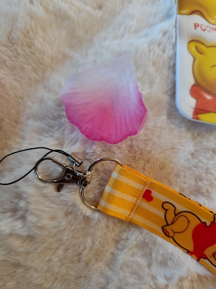 porte carte badge Disney Winnie l'ourson - photo numéro 2
