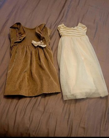 Lot de 2 robes de fête