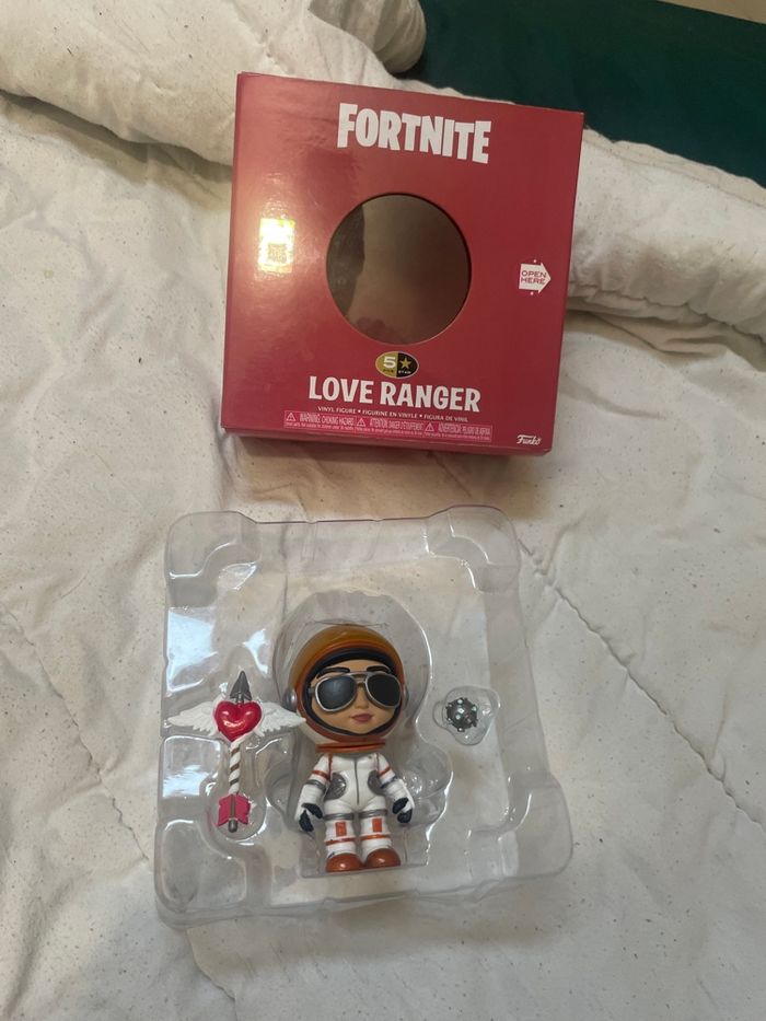 Figurine fortnite - photo numéro 2