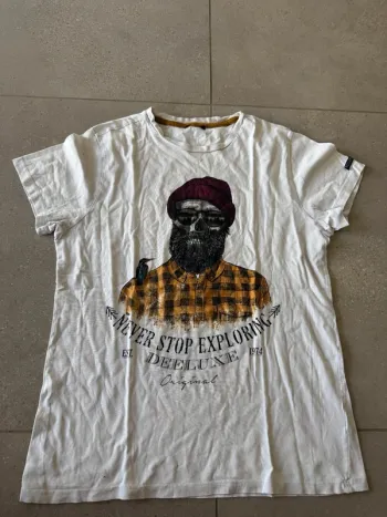 T-shirt blanc, taille M, bon état