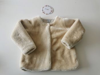 Veste fausse fourrure intérieur polaire fille 5ans petit bateau tbe