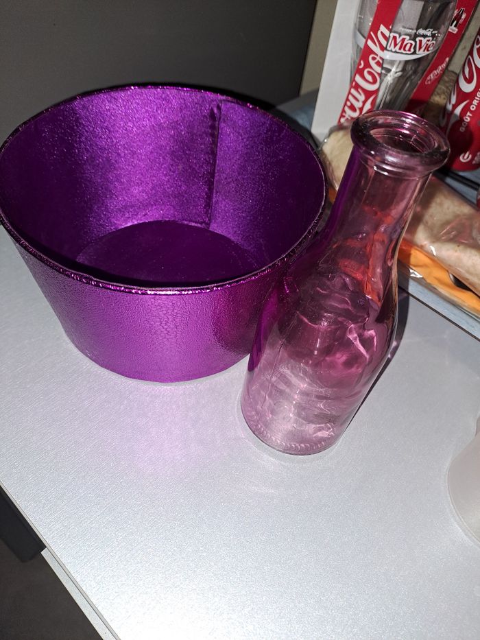 Petit vase et pot de rangement