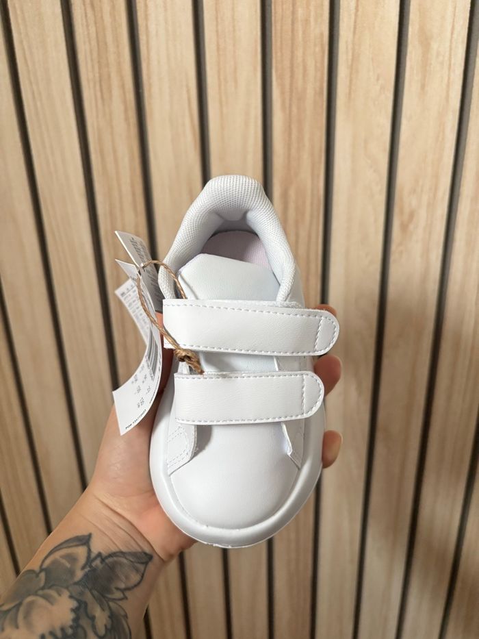 💗 Adidas Advantage CF I – Bébé – Pointure 23 - photo numéro 2