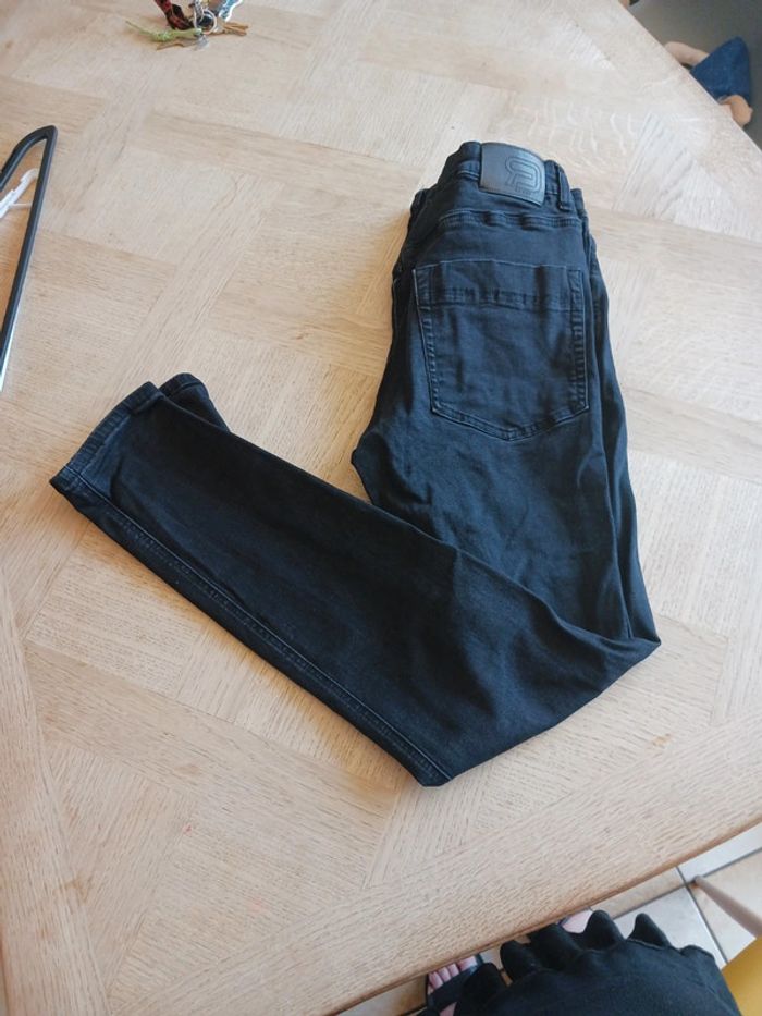 Jean coupe droite  homme taille 38 EMP