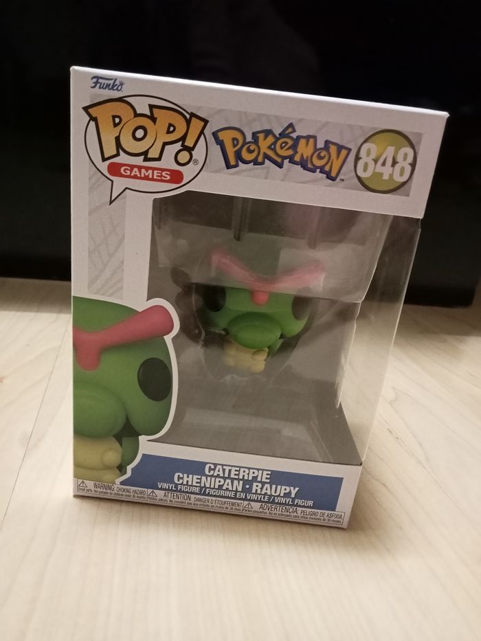 Figurine Pokémon Chenipan Pop Funko