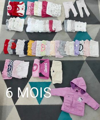 Gros lot vêtements bébé fille 6 MOIS