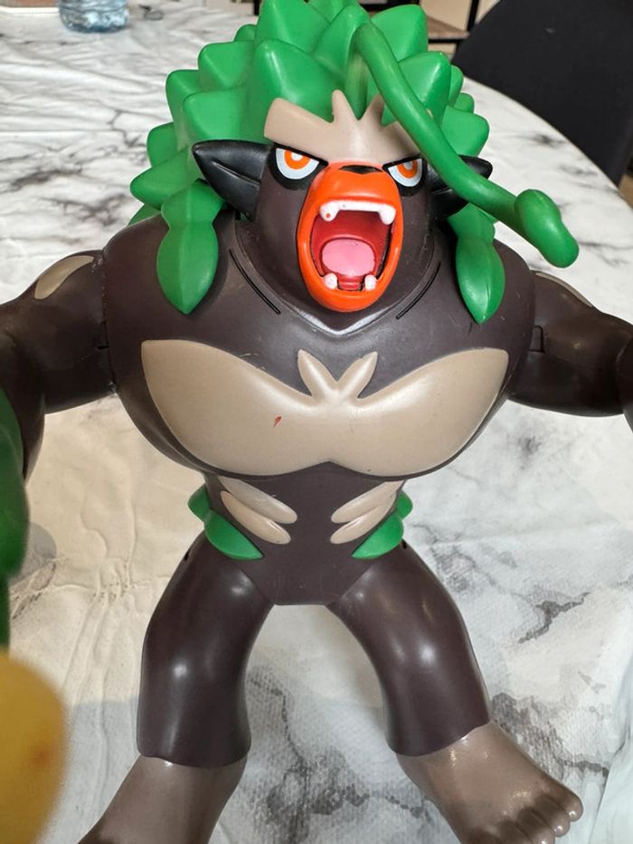 Grande figurine Pokémon - photo numéro 3