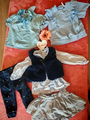 Lot vêtement bleu 6 mois