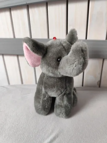 Peluche éléphant 20 cm